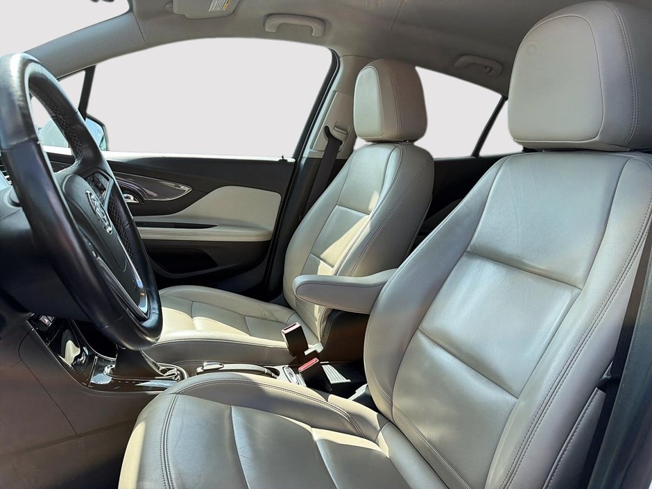 2018 Buick Encore Essence Heated seats + Back up Camera