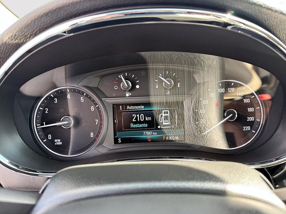 2018 Buick Encore Essence Heated seats + Back up Camera