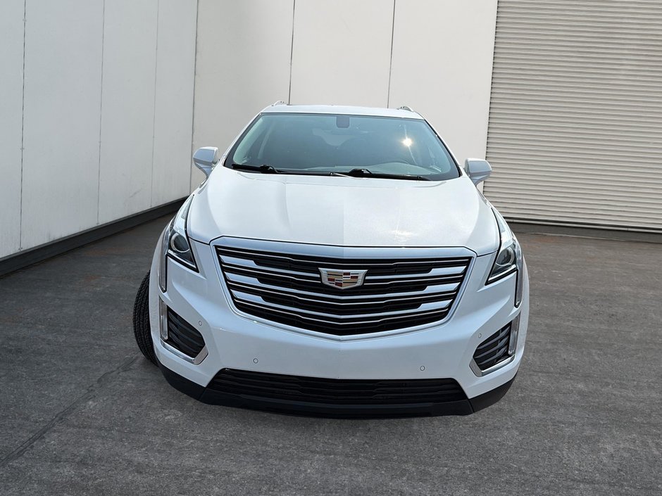 2017 Cadillac XT5 Luxury-1