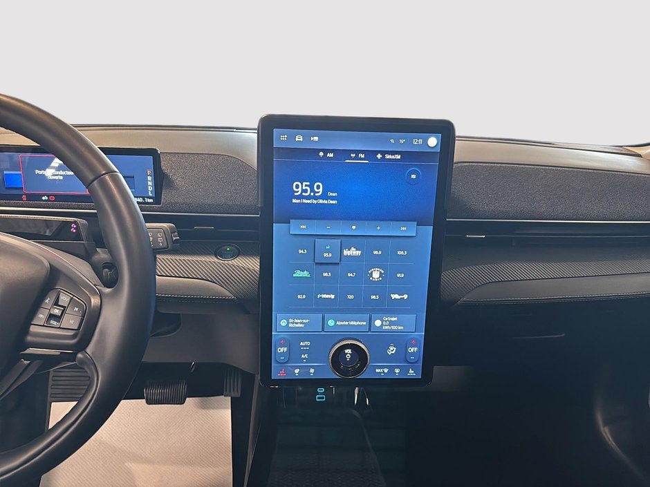 Ford Mustang Mach-E Premium 2023 AWD + CUIR + Toit Panoramique