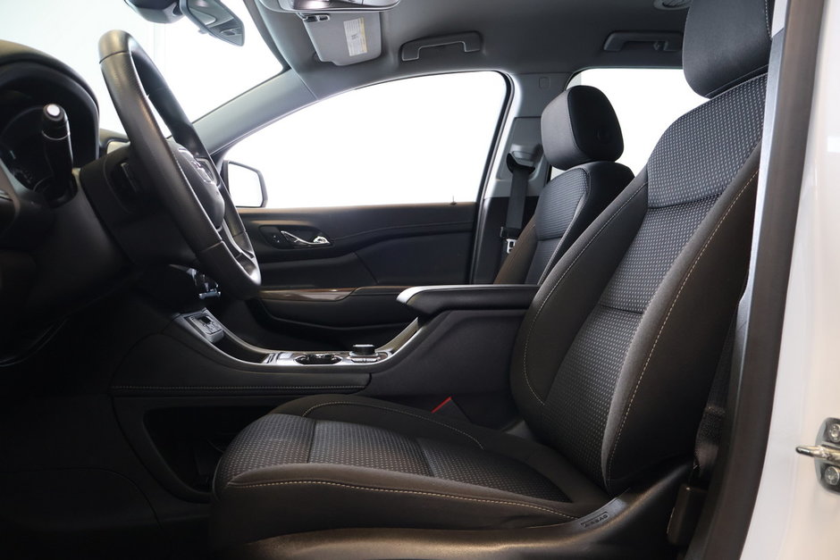 GMC Acadia SLE AWD 2023-7