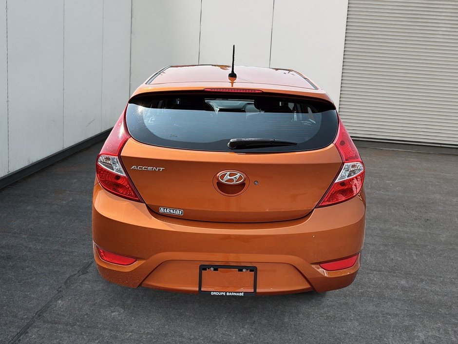 2016 Hyundai Accent LE-2