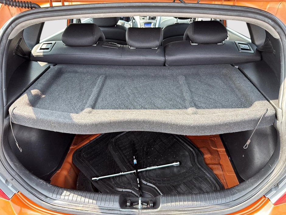 2016 Hyundai Accent LE-5