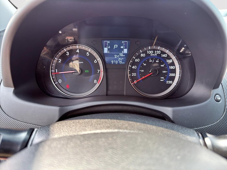 2016 Hyundai Accent LE-12