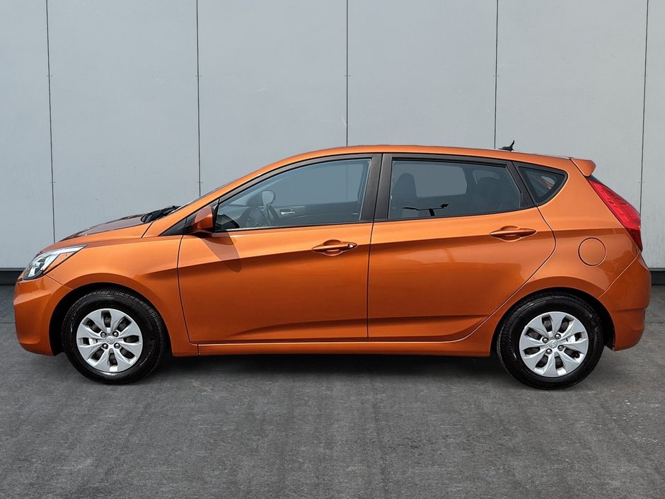2016 Hyundai Accent LE-4