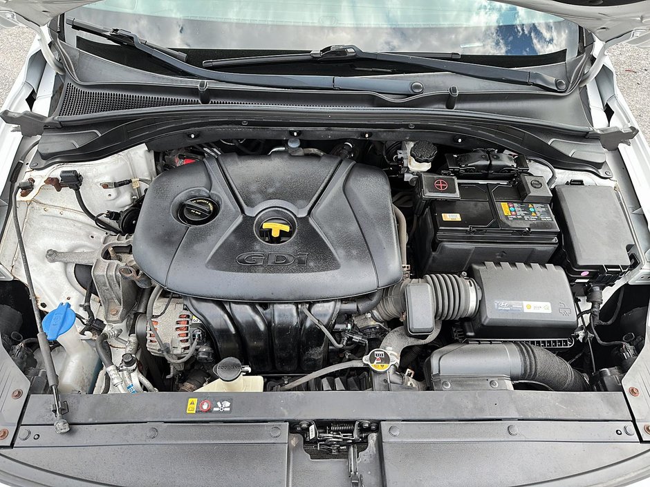 2018 Hyundai Elantra GT GLS-7