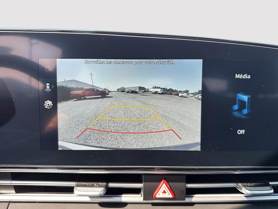 Hyundai Elantra Hybrid Luxury 2025 Toit ouvrant + Navi + cuir