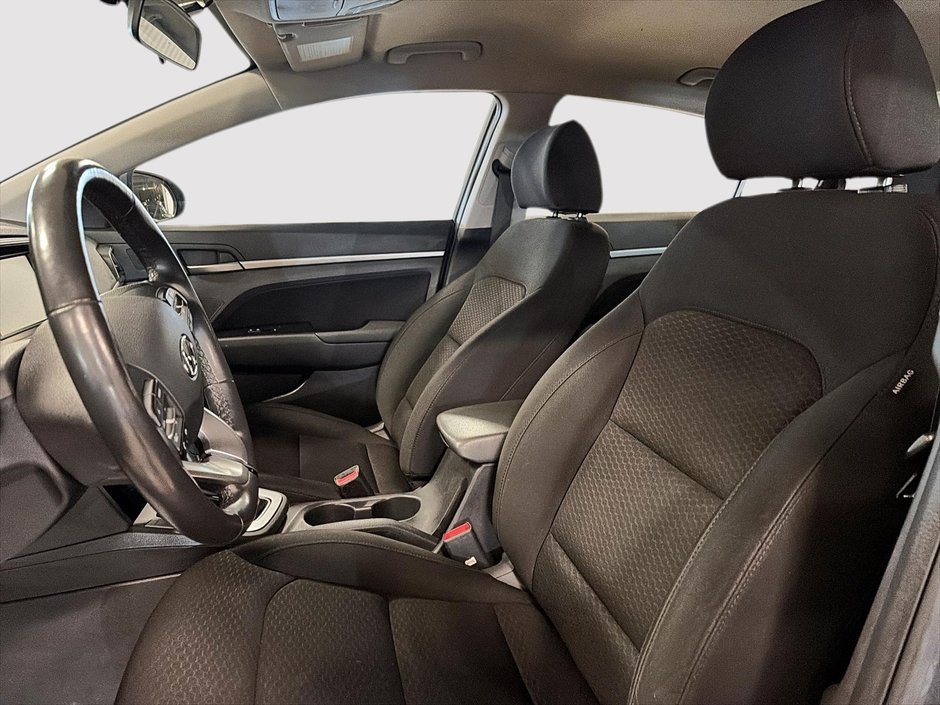 Hyundai Elantra Preferred 2020 Carplay + Sièges chauffants + Caméra de recul