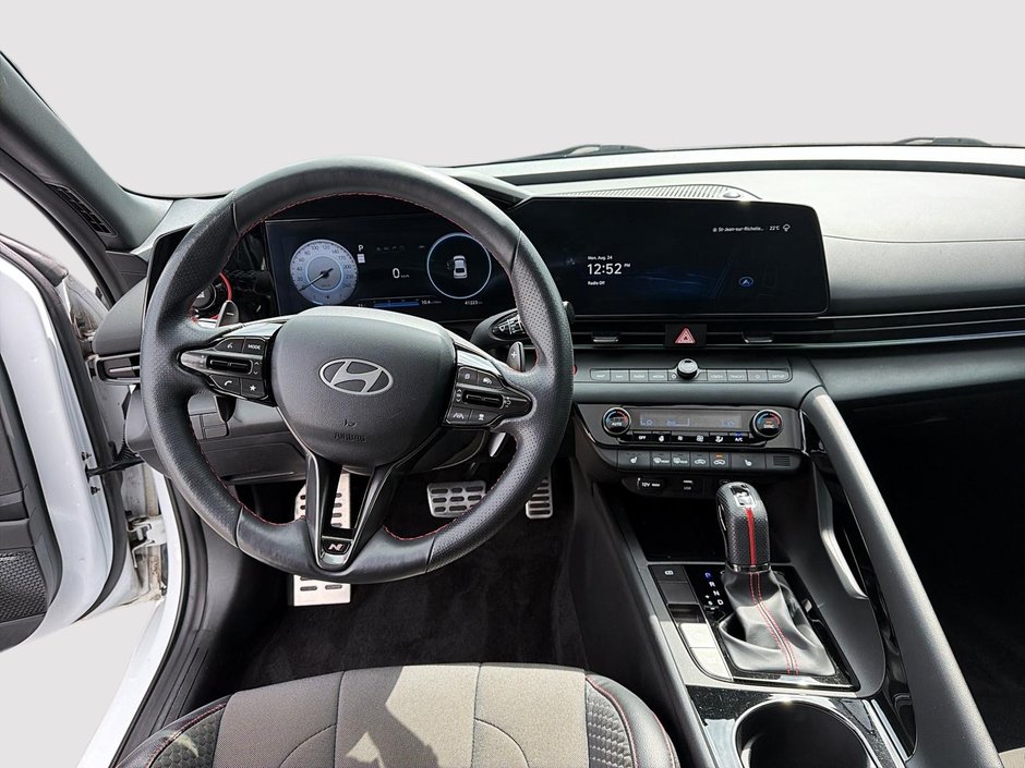 2024 Hyundai Elantra N Line Ultimate Heated seats + Backup camera + CarPlay
