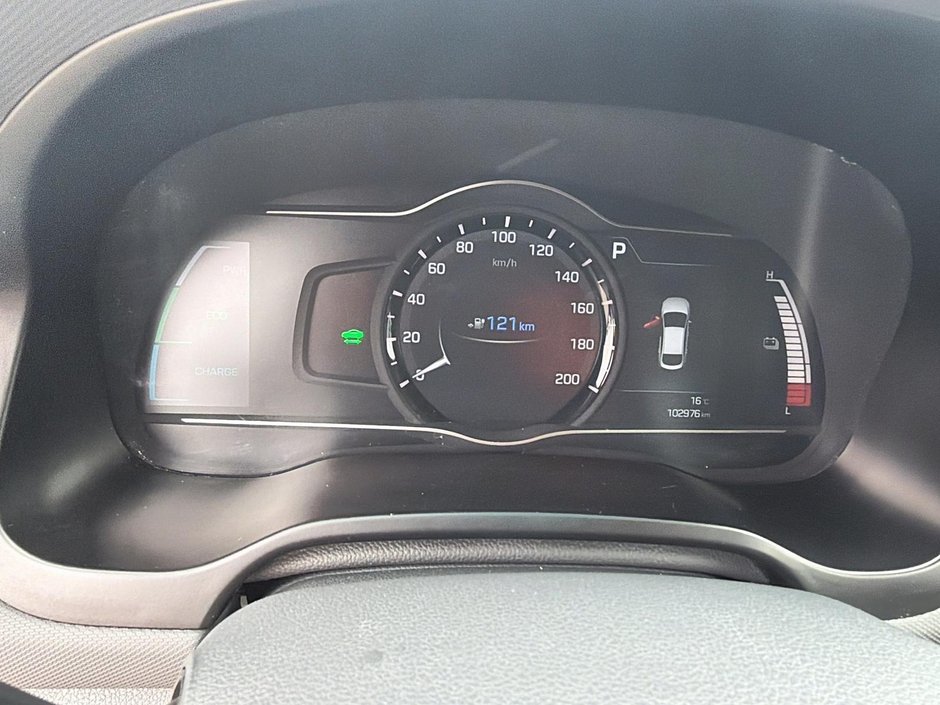 2019 Hyundai Ioniq Electric Preferred-12
