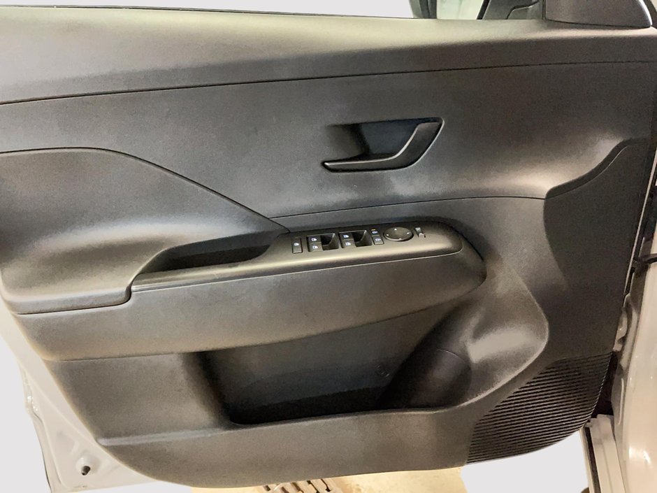 Hyundai Kona Electric Preferred 2024 100% electrique + Carplay + Sièges chauffants