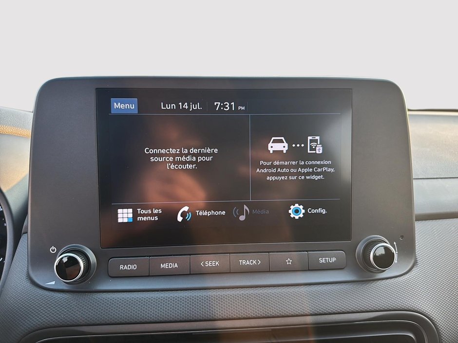 2023 Hyundai Kona Essential-17