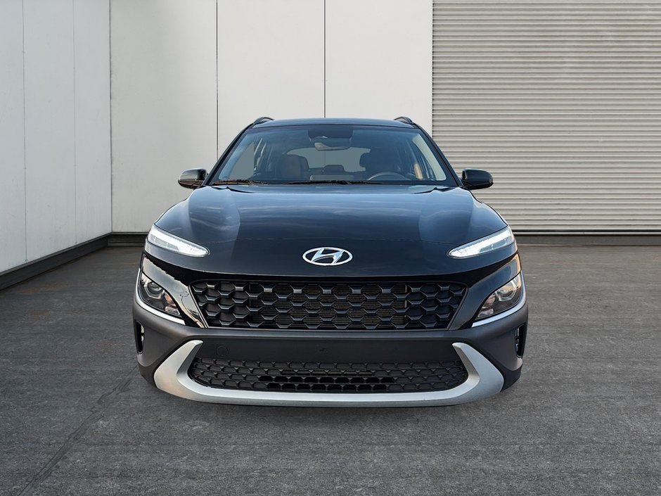 2023 Hyundai Kona Essential-1