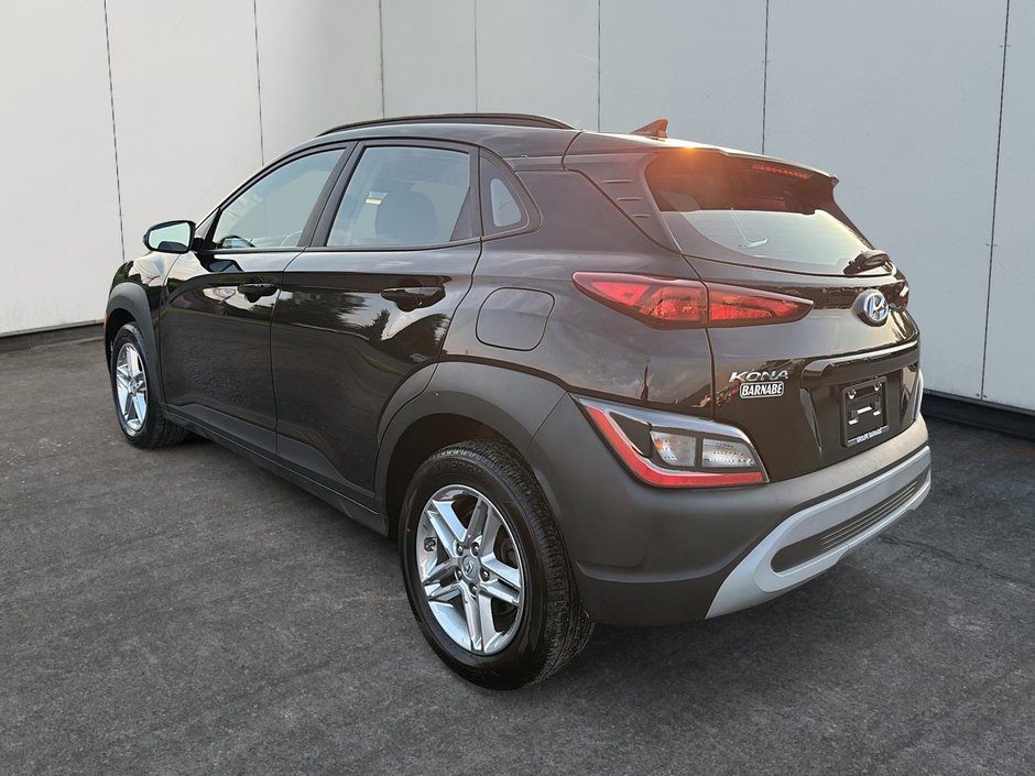 2023 Hyundai Kona Essential-3
