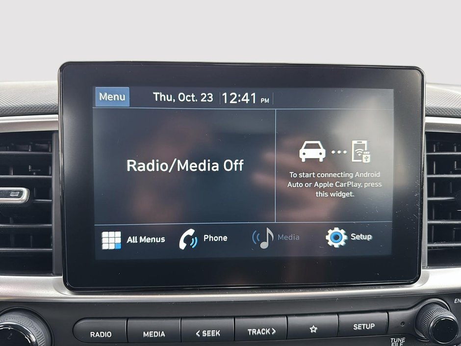 Hyundai Venue Essential 2021-16