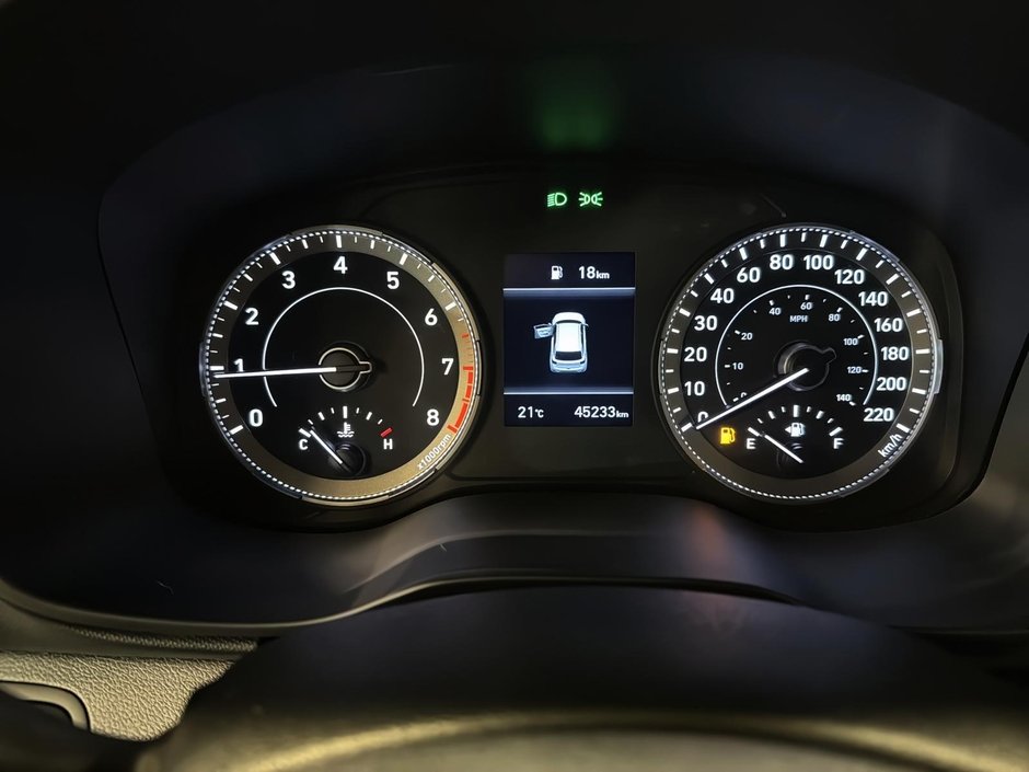 2022 Hyundai Venue Essential-12