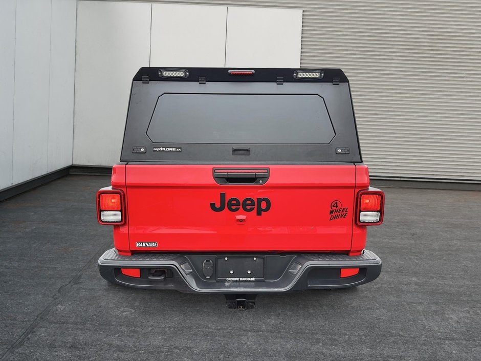 2023 Jeep Gladiator Willys + Boîte de Fibre-2