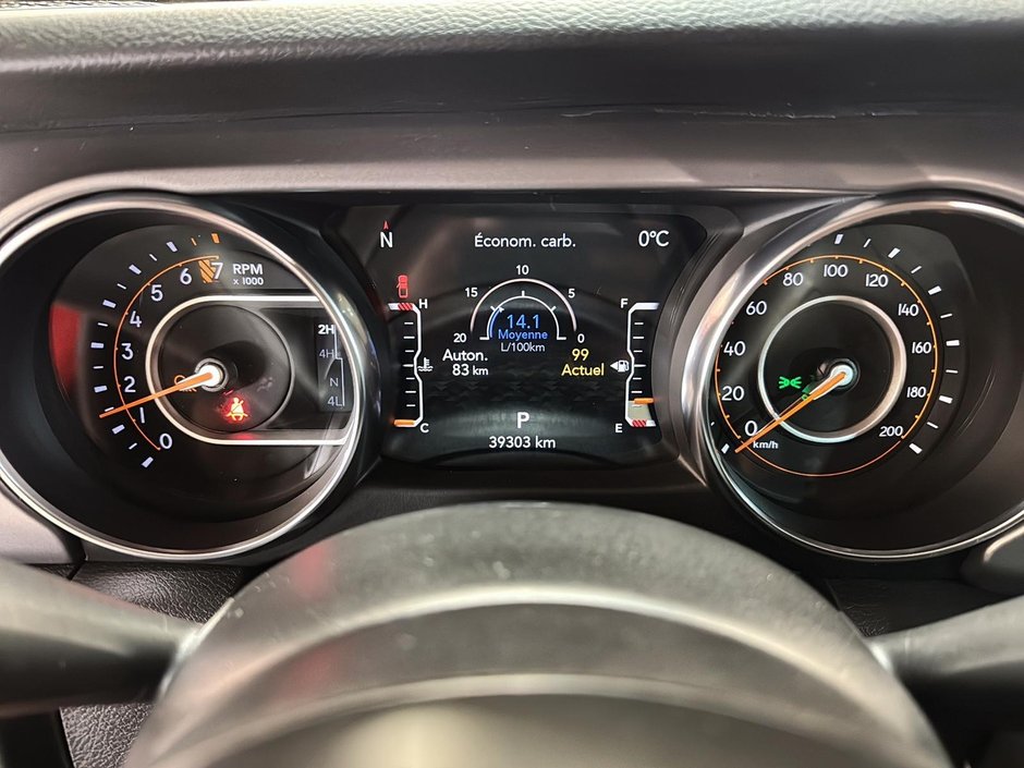 2023 Jeep Gladiator Willys + Boîte de Fibre-12