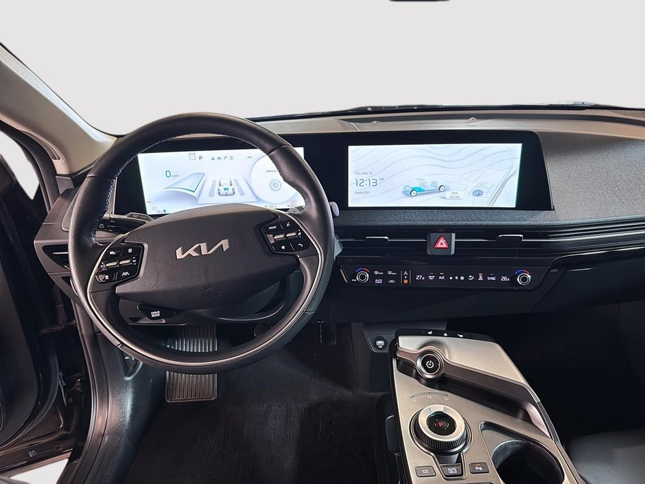 2024 Kia EV6 LAND AWD AWD LONG RANGE + Carplay + Back up camera