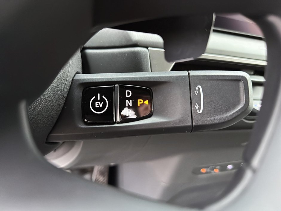 Kia EV9 Wind 2024-14