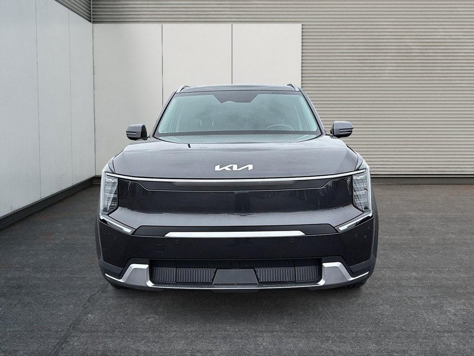 2025 Kia EV9 Land-1
