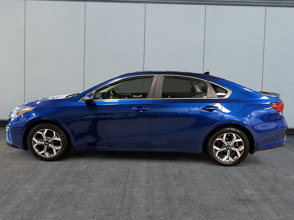2020 Kia Forte EX Heated seats + Backup camera + CarPlay
