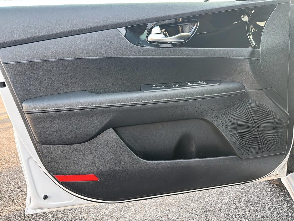 Kia Forte EX 2021-10