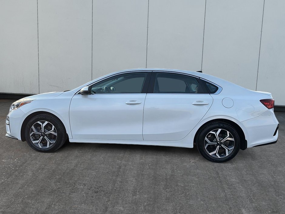 Kia Forte EX 2021-4