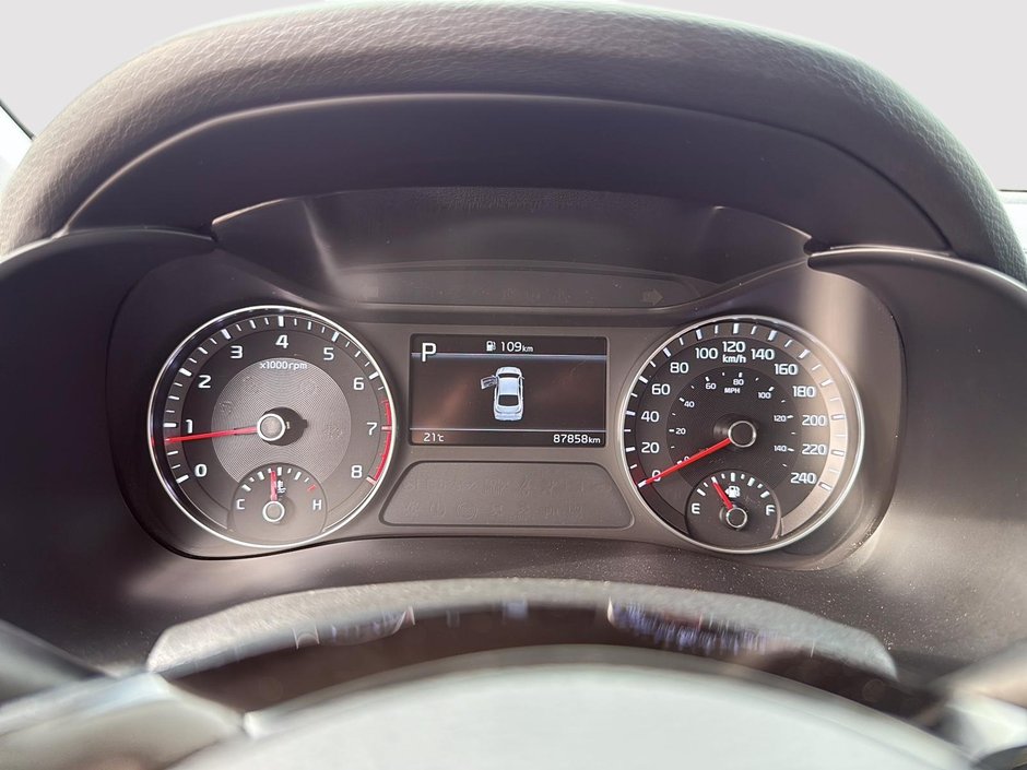 2022 Kia Forte LX-12