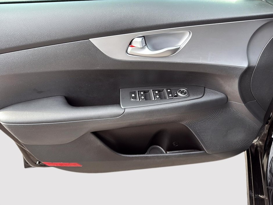 2022 Kia Forte LX-10