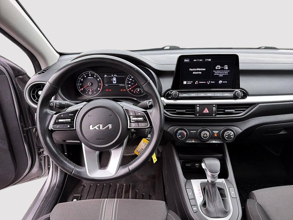 2022 Kia Forte LX Heated seats + Back up Camera