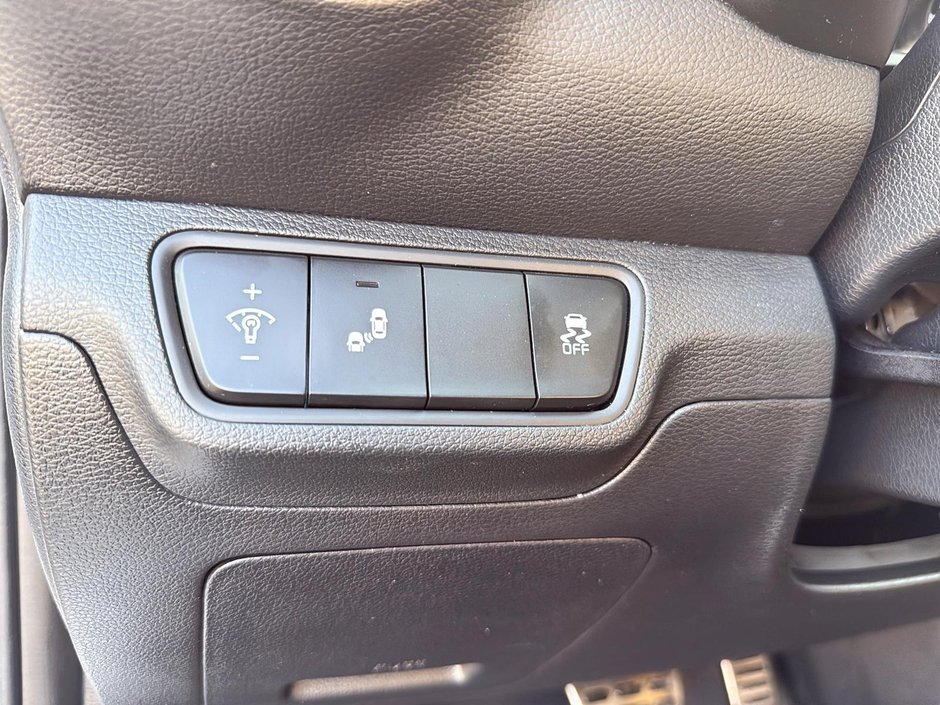 Kia Forte5 GT LIMITED 2023 1.6L Turbo Navi + GPS + Harman Kardon
