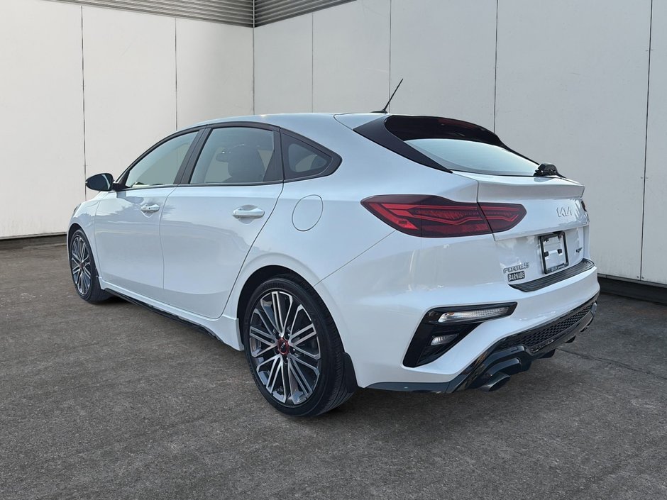 Kia Forte5 GT LIMITED 2023 1.6L Turbo Navi + GPS + Harman Kardon