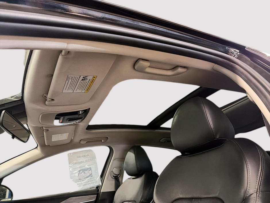 Kia K5 EX 2021 AWD + Cuir + Toit ouvrant + Caméra de recul