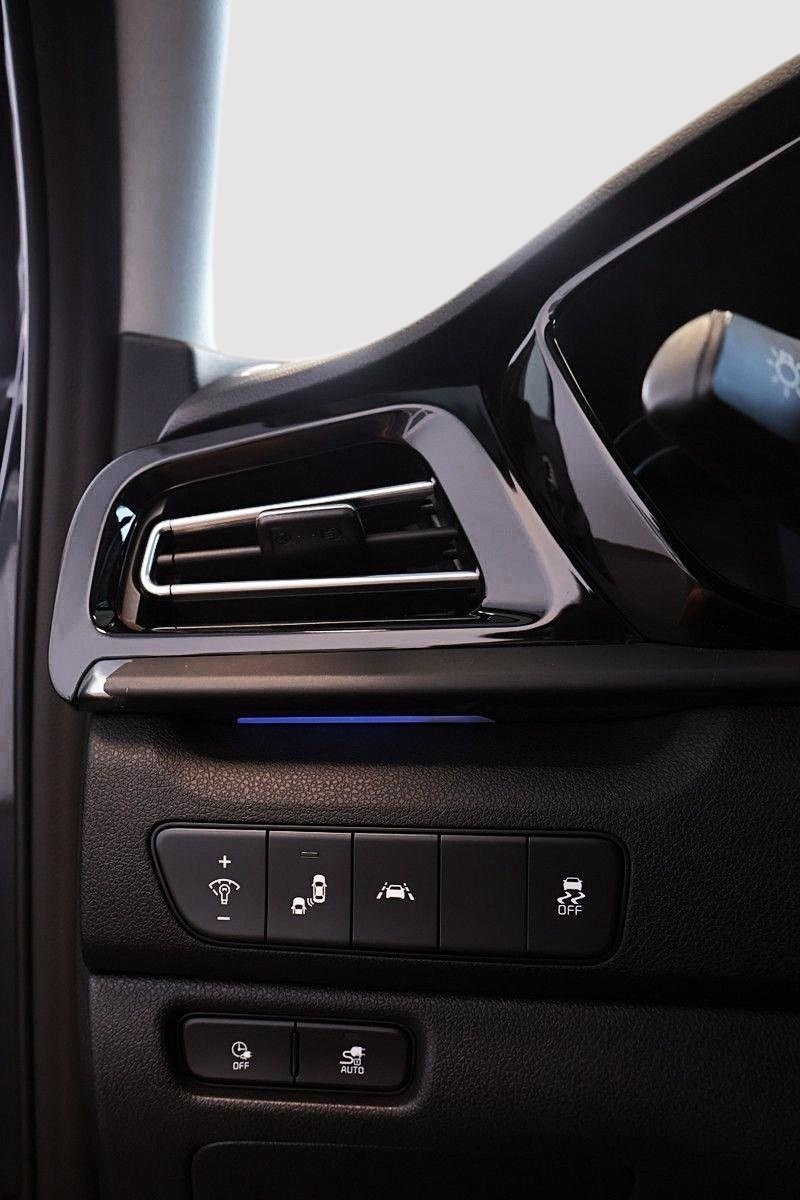 2020 Kia Niro EV SX Touring Cuir - Toit-Ouvrant - GPS | 100% Electric - Low KM |