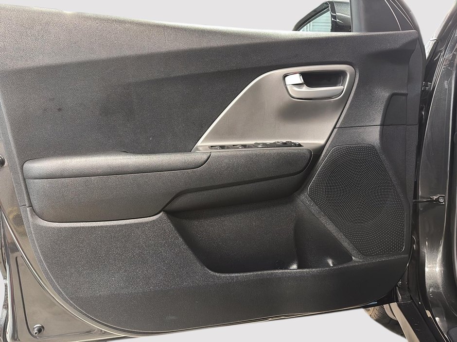 Kia Niro EV EX+ 2022-10