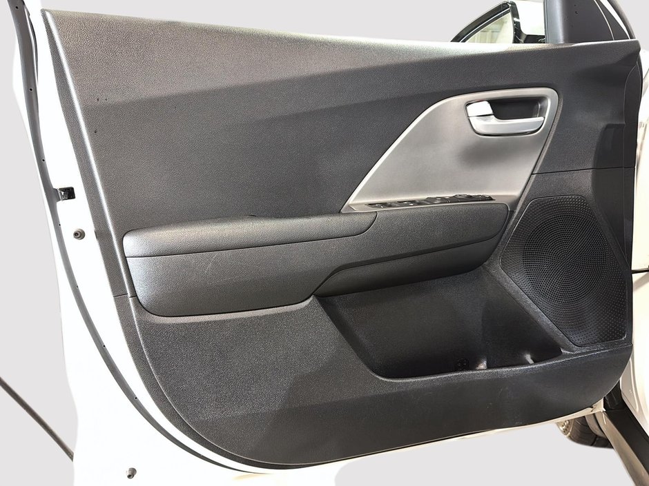 Kia Niro EV EX 2022 100% électrique + carplay + sièges chauffants