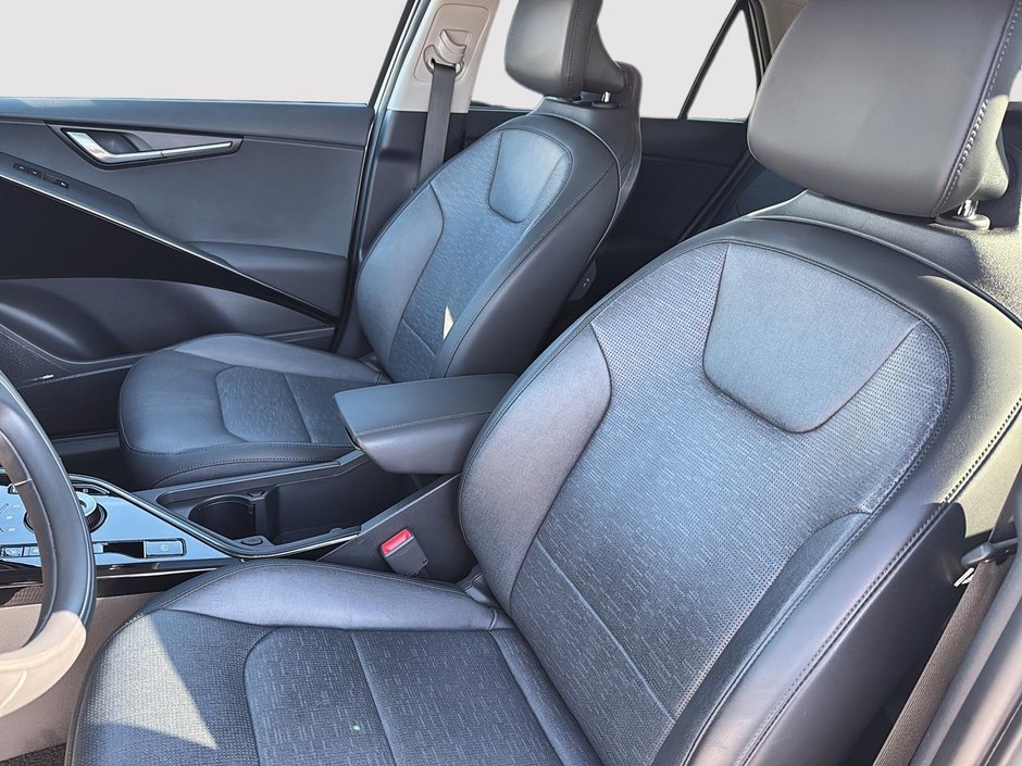 2023 Kia Niro EV Limited-8