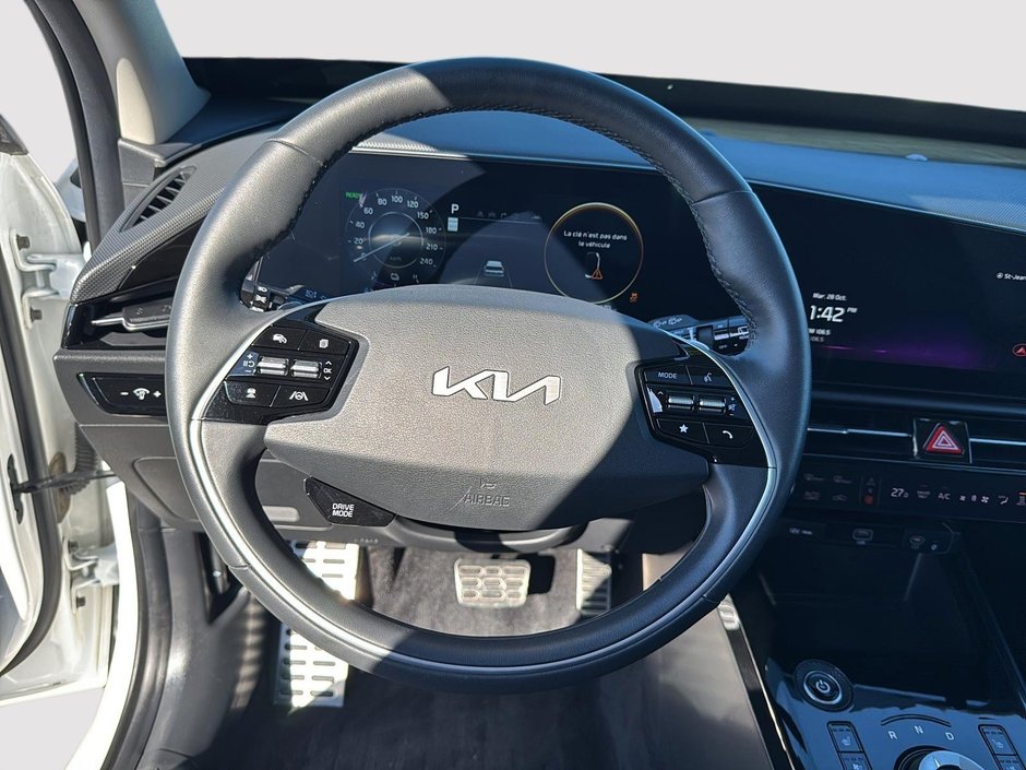 2023 Kia Niro EV Limited-11