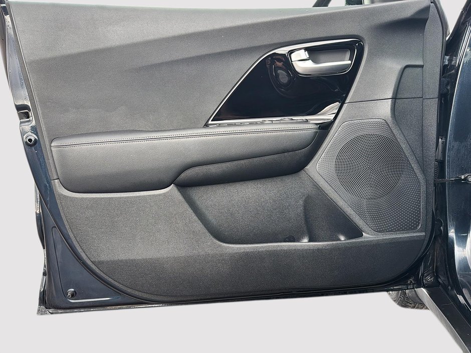 2020 Kia Niro Plug-In Hybrid EX Premium-19