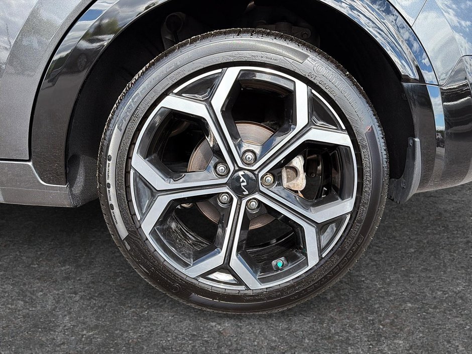 2025 Kia Niro SX HYBRID Sunroof + Leather + Backup camera