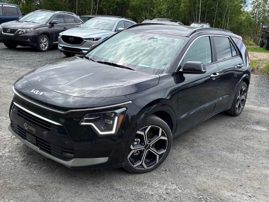 Kia Niro SX HYBRID 2025 à Drummondville, Québec - w940px