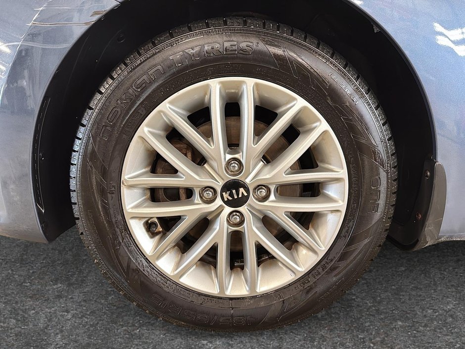 Kia Rio 5-door EX 2018 Toit ouvrant + Caméra de recul + Sièges chauffants