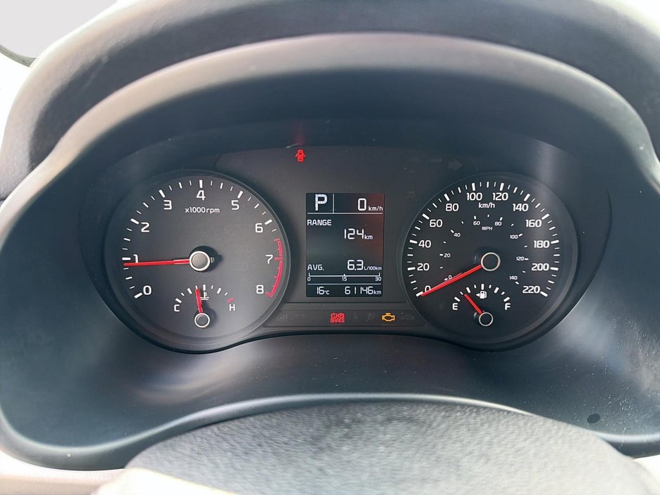 2019 Kia Rio 5-door LX + Carplay + Heated Seats + Backup camera