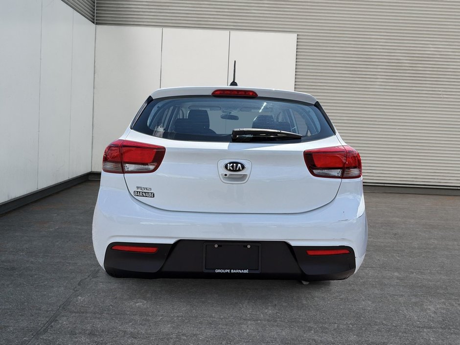 2021 Kia Rio 5-door LX +-2