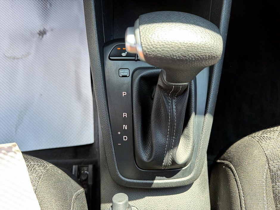2021 Kia Rio 5-door LX +-14