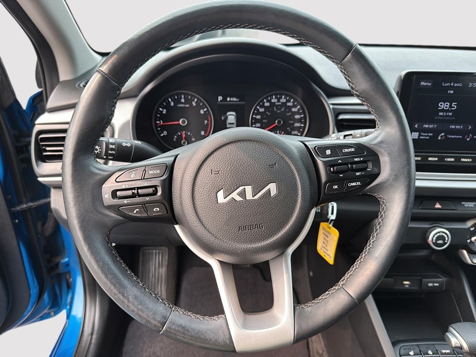 2022 Kia Rio 5-door LX Premium-11