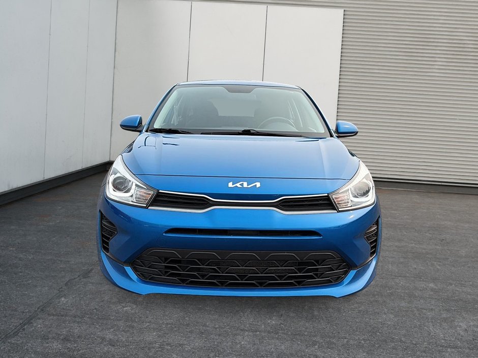 2022 Kia Rio 5-door LX Premium-1