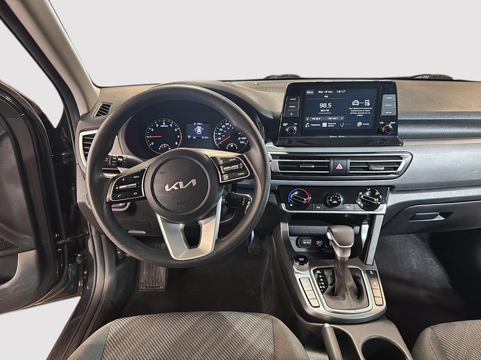 Kia Seltos LX 2022-9