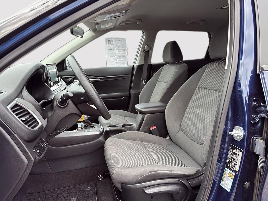 Kia Seltos LX 2023 Sièges chauffants - Détecteur d'angles morts - Apple Car Play